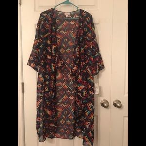 LuLaRoe Tops - Unicorn π¦ Lularoe Shirley LuLaRoe Tops - Unicorn π¦ Lularoe Shirley